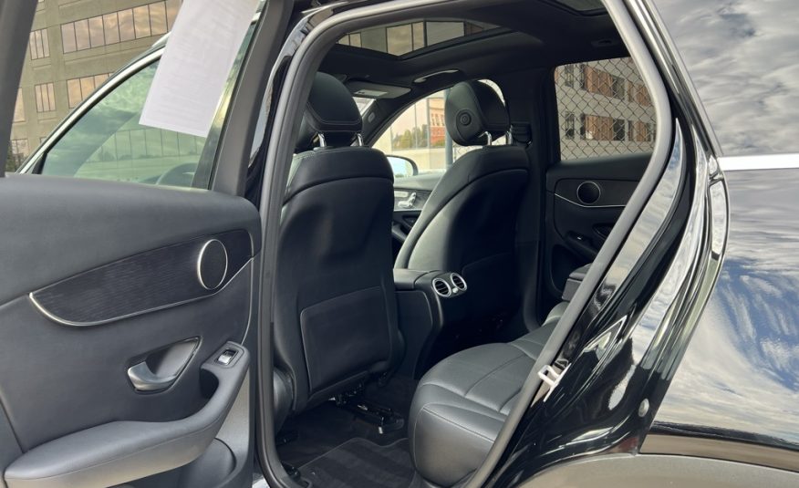 2021 Mercedes-Benz GLC 300 4MATIC® 4D Sport Utility
