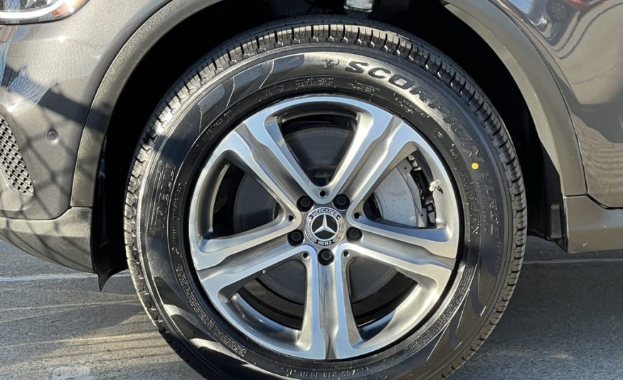 Certified Pre-Owned 2022 Mercedes-Benz GLC 300 4MATIC® 4D Sport Utility